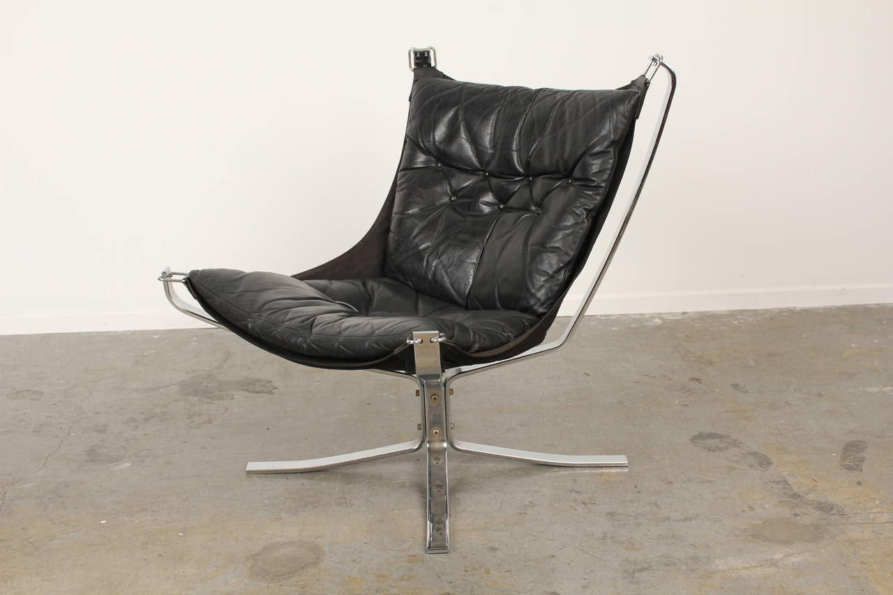 Black Leather Falcon Chair by Sigurd Ressell In Excellent Condition In North Hollywood, CA