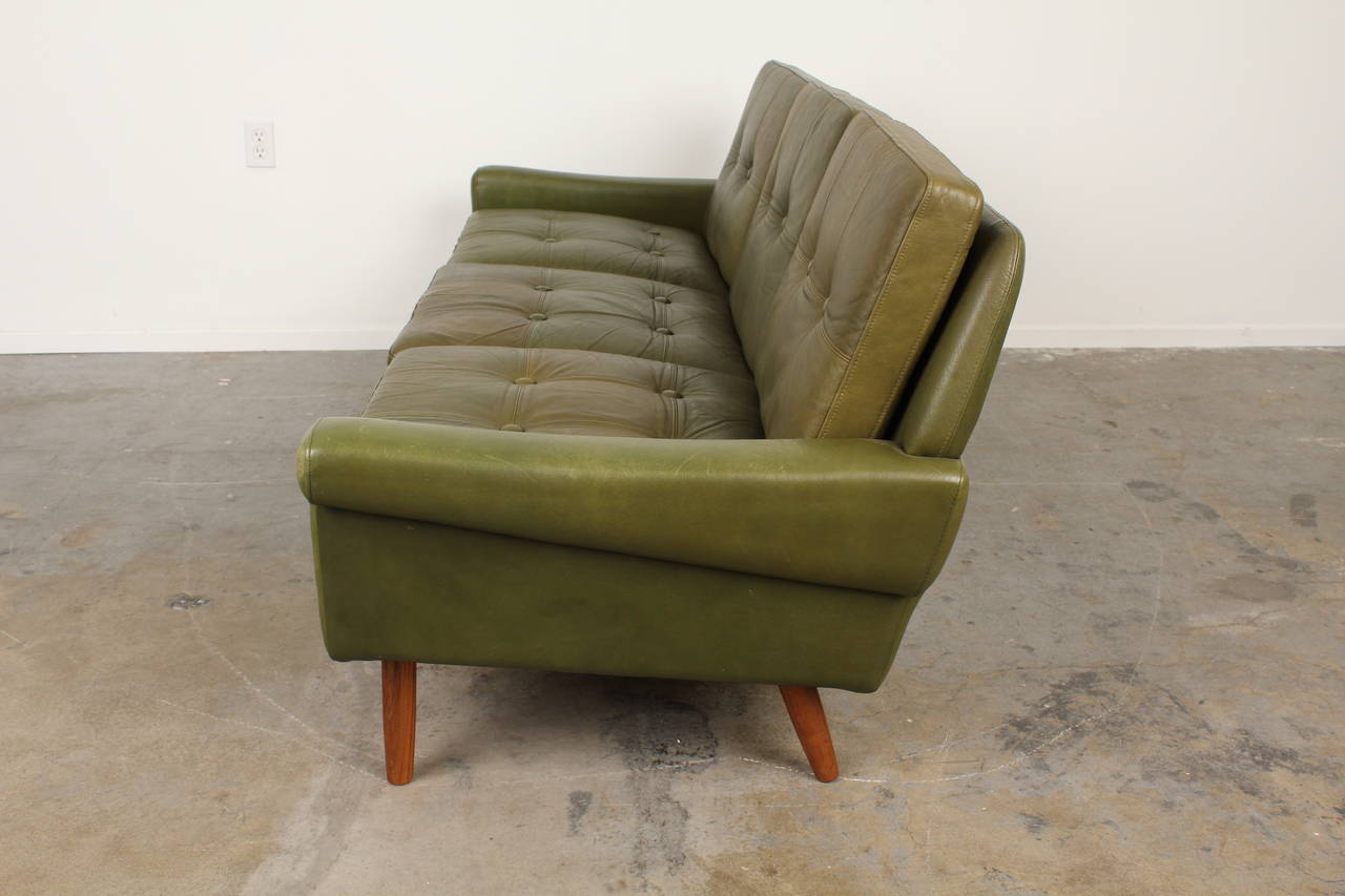 Mid-20th Century Tufted Mid Century Leather Sofa by Skipper Mobler
