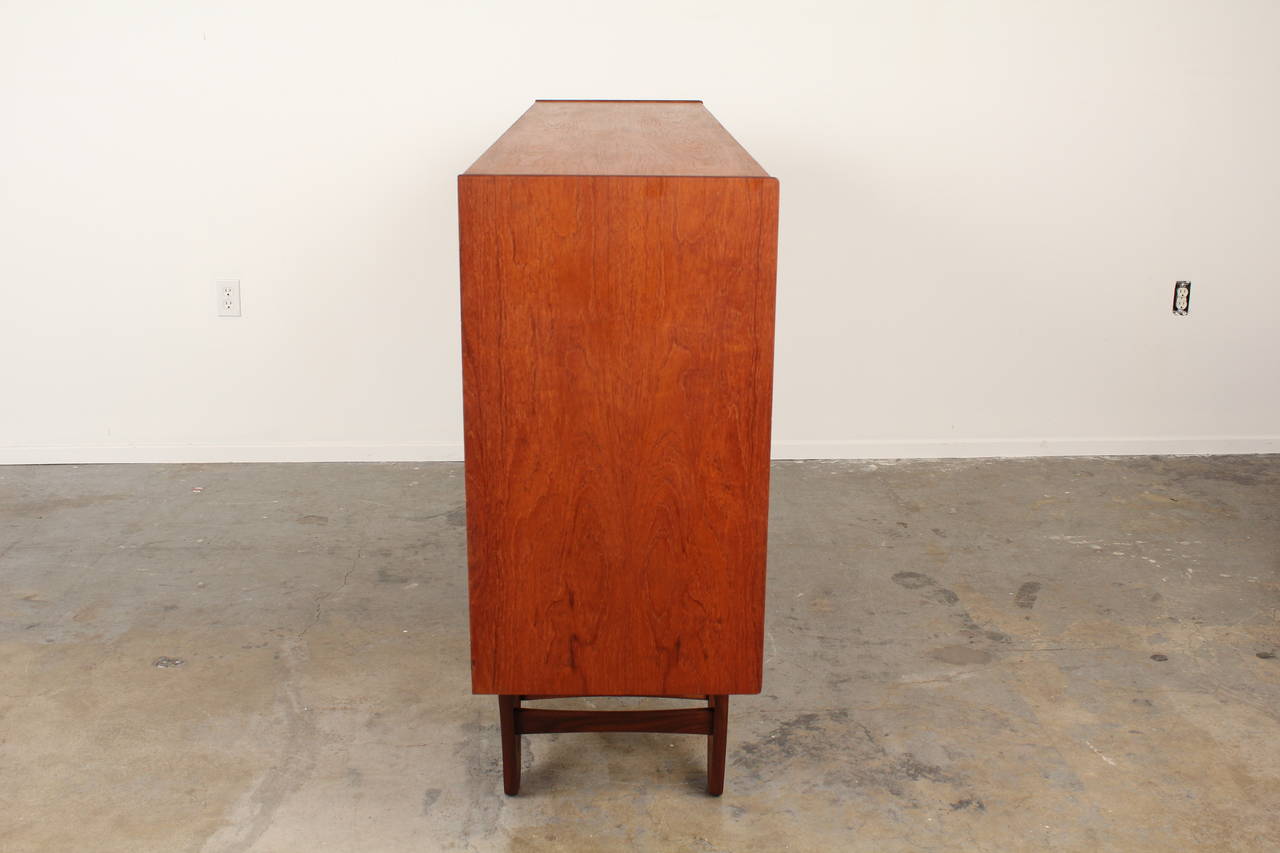 Midcentury Danish Teak Credenza or Buffet with Hairpin Legs In Excellent Condition In North Hollywood, CA