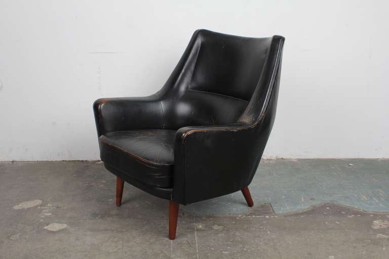 Black Leather Mid Century Modern Lounge Chair 5