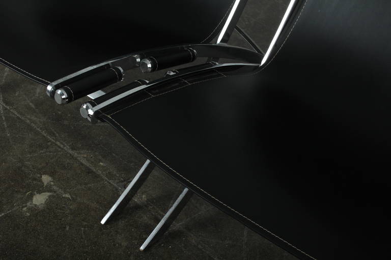 Mid-Century Modern Pair of Mid-Century Chrome and Leather Lounge Chairs, attr. Paul Tuttle