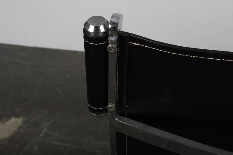 Mid-20th Century Pair of Mid-Century Chrome and Leather Lounge Chairs, attr. Paul Tuttle