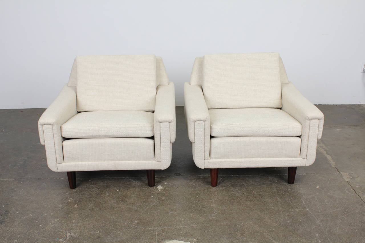 Mid-Century Modern Pair of Off-White Danish Modern, Low Lounge Chairs