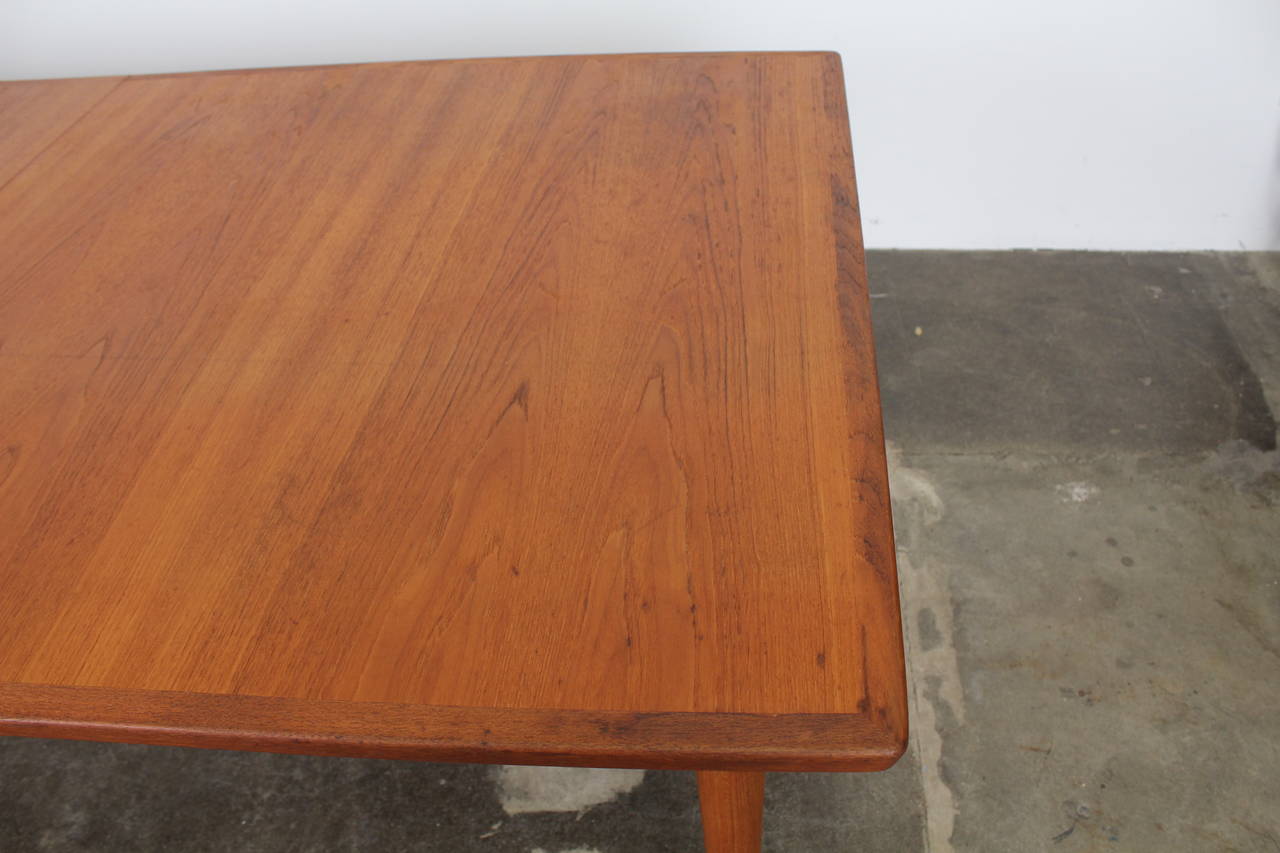 Mid-20th Century Arne Vodder Teak Danish Dining Table Produced by Sibast