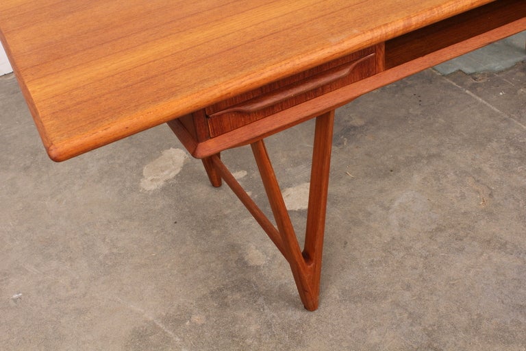 Danish Mid Century Modern Teak Coffee Table at 1stDibs