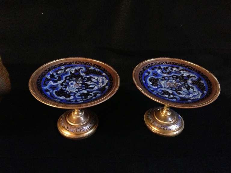 19th Century French Fine Pair of Cups