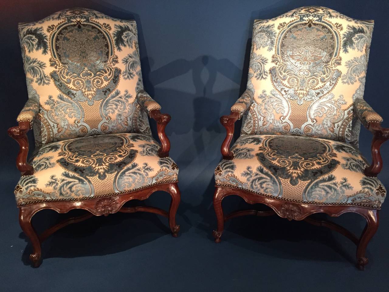 French Régence 18th Century Chimney Pair of Big Armchairs, Provence, circa 1720