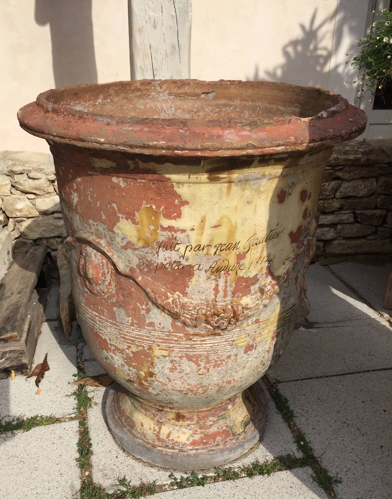 Superb Anduze vase yellow glazed terracotta.
Bears the inscription: 