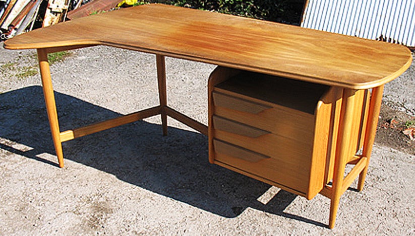 Stylish Mid Centruy Teak Double sided Desk