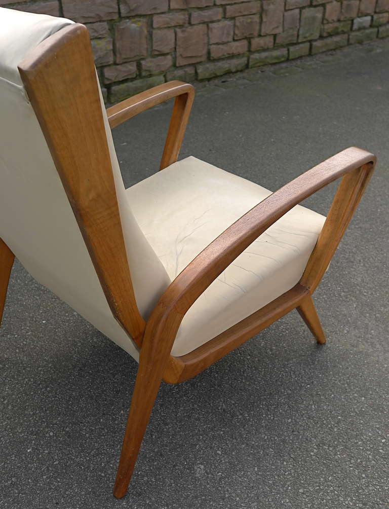 Mid-20th Century Italian White Leather Armchair In Style Of Gio Ponti Ca 1950's
