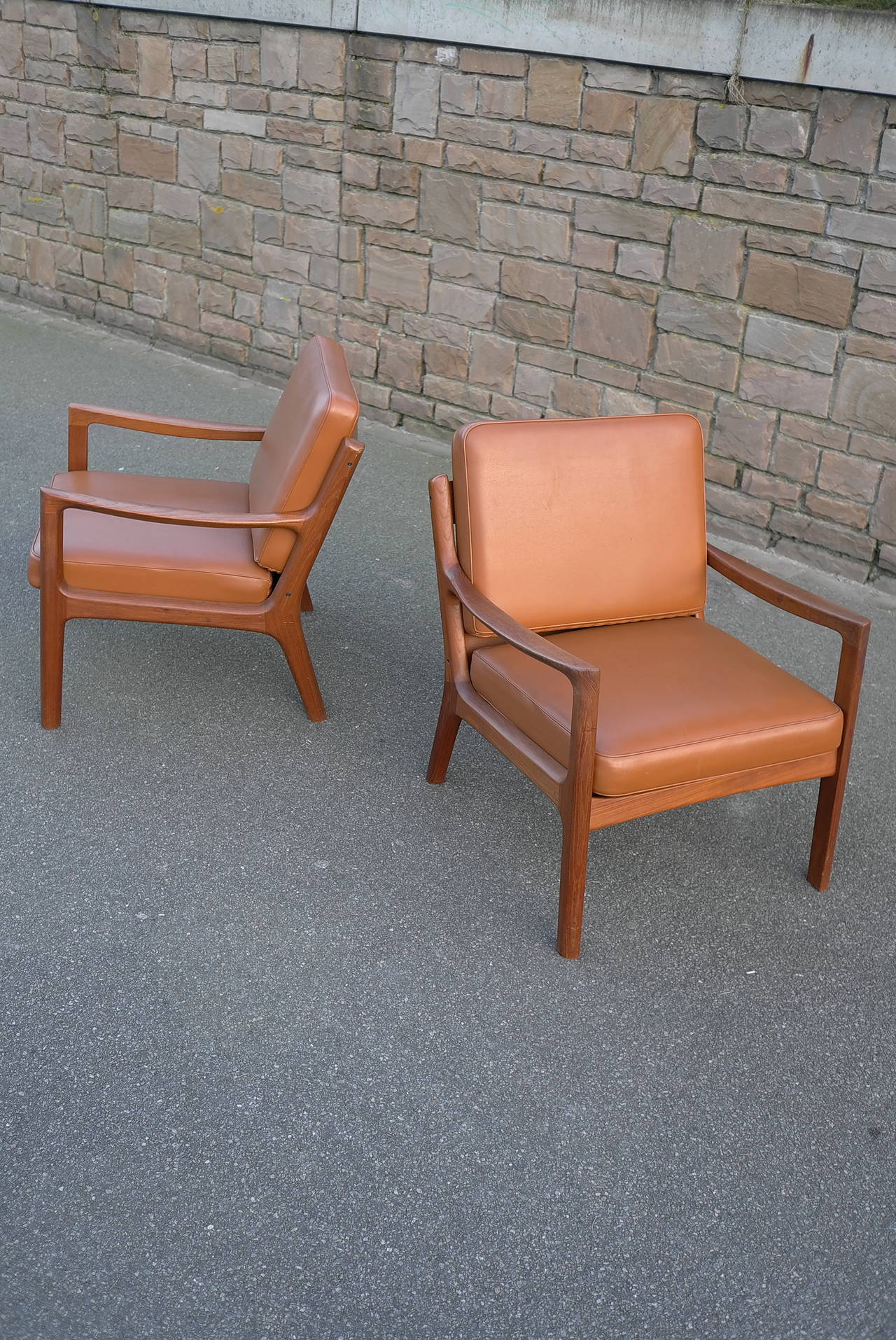 Mid-Century Modern Pair of Easy Chairs Designed by Ole Wanscher, Model Senator
