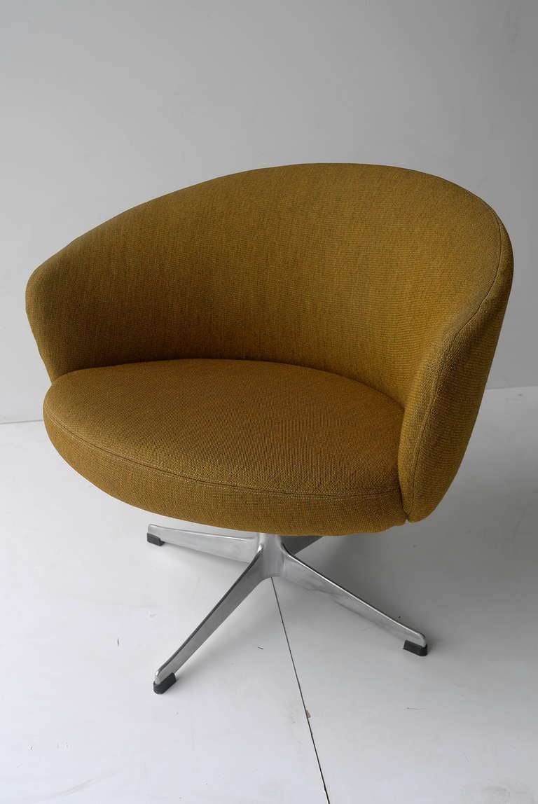 Yngve Ekstrom Rondino armchair 1950's In Good Condition In Den Haag, NL