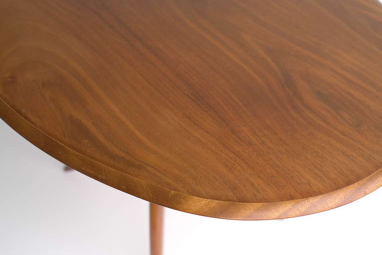Mid-20th Century Elegant wooden oval Italian side table 1960s For Sale
