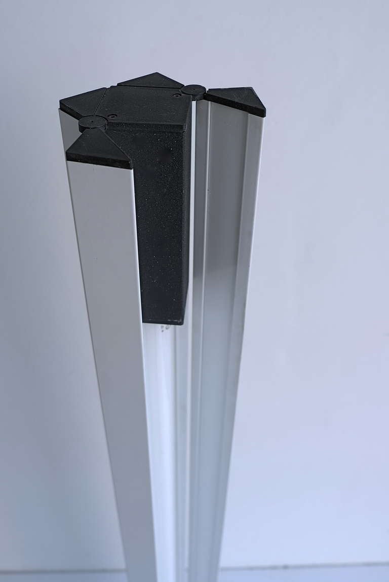 Mid-Century Modern White Ettore Sottsass Moonlight Floor Lamp no. 14104, Italy 1970's For Sale