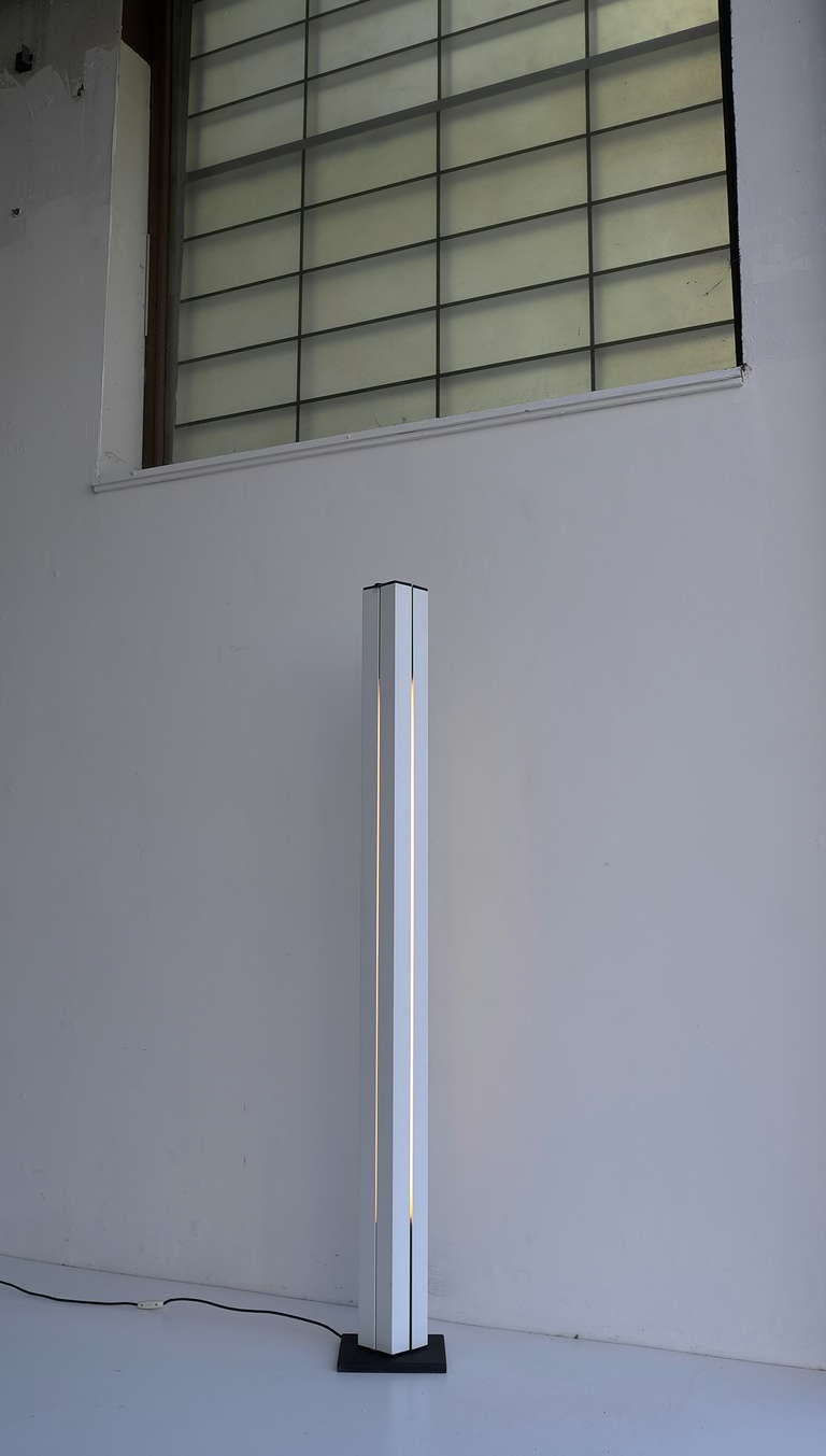 Late 20th Century White Ettore Sottsass Moonlight Floor Lamp no. 14104, Italy 1970's For Sale