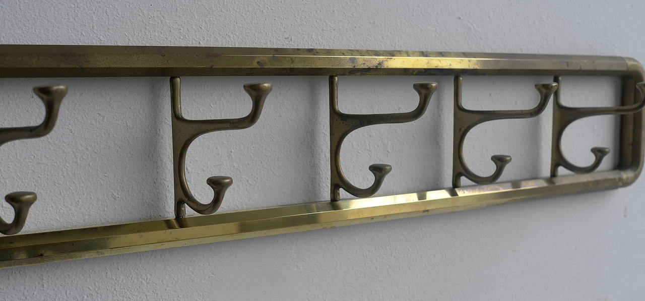 Foldable coat rack in brass, France, 1940s In Excellent Condition In Den Haag, NL