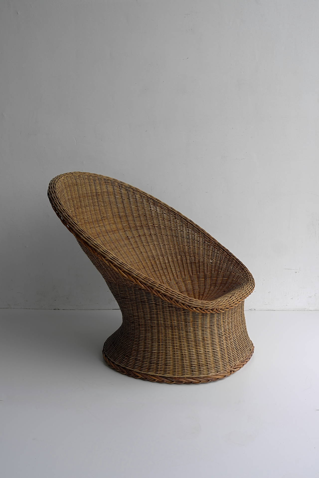 Rare wicker armchair by Wim Den Boon, Holland 1952

This armchair was designed by Wim Den Boon in 1952 and produced by the Jonkers brothers in Noordwolde.

This armchair was showed at the Amsterdam Stedelijk Museum exposition in