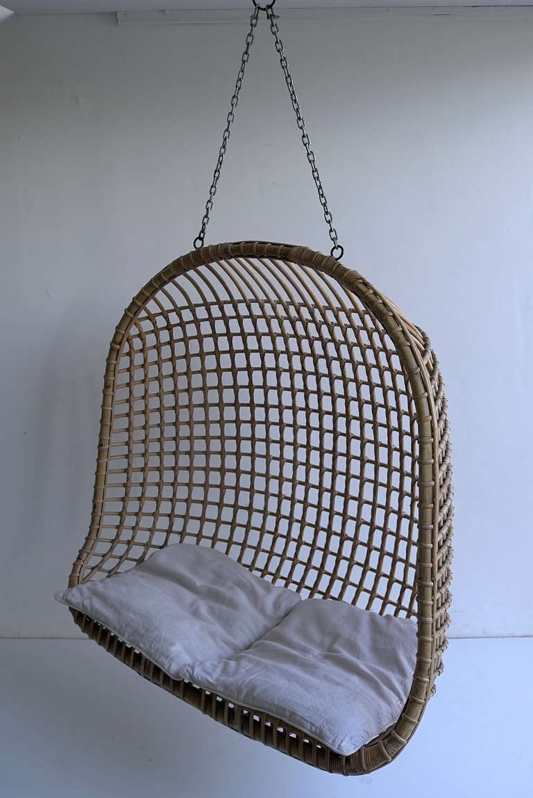 Rare Two-Seat Rattan Hanging Egg Chair 2