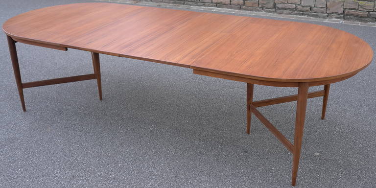 Oswald Vermaercke for V-Form Adjustable Dining Table 3