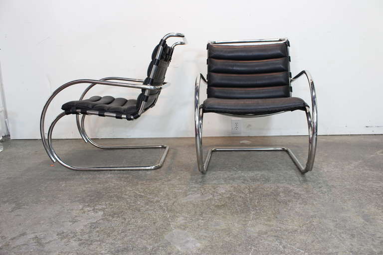 Pair Mies Van Der Rohe Lounge Arm Chair In Good Condition In Dallas, TX