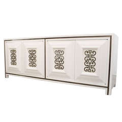 Vintage White Lacquer Credenza by Mastercraft