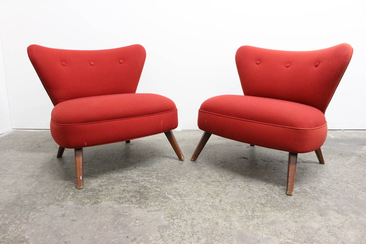 20th Century Pair of 1940s Red Wingback Slipper Chairs in the Style of Gilbert Rohde