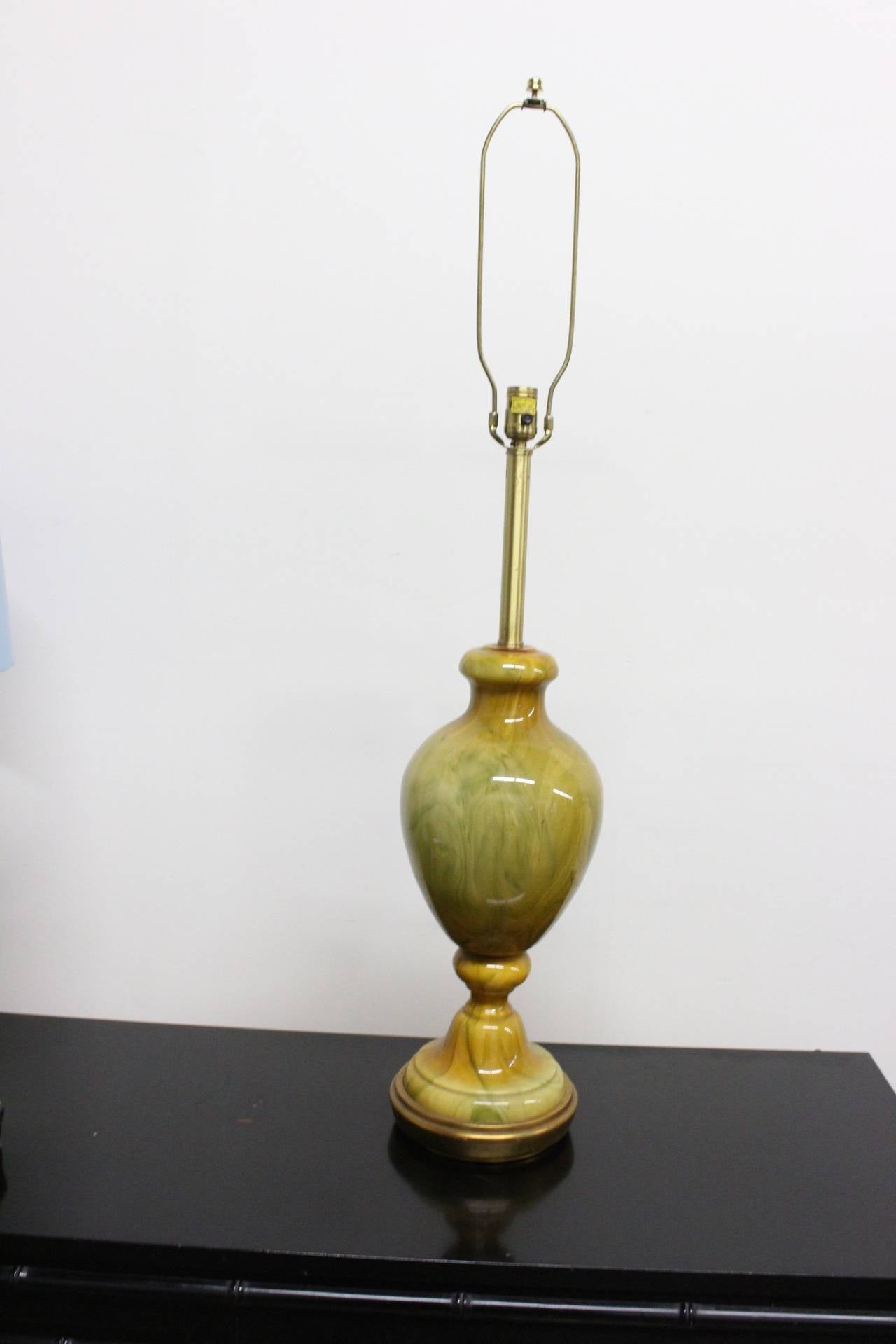 Single Italian Murano lamp by Archimede Seguso for Marbro Lamp Company. circa 1960s