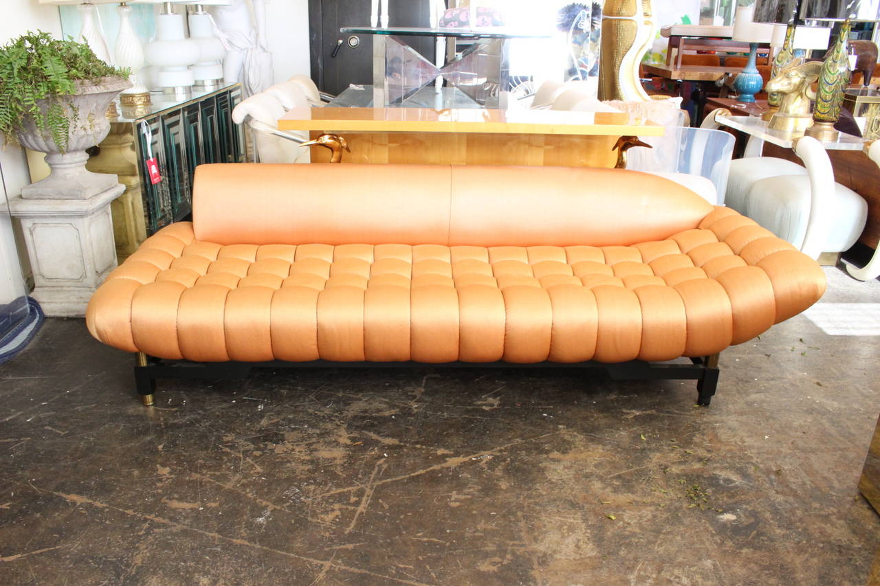 50s Hollywood Regency Tufted Sofa In Good Condition In Dallas, TX