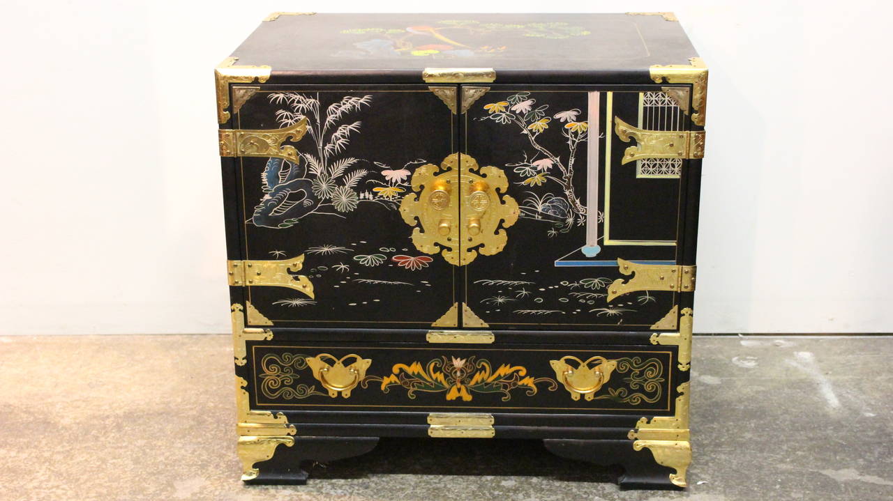 Pair of Hand-Painted Asian Nightstands In Good Condition In Dallas, TX