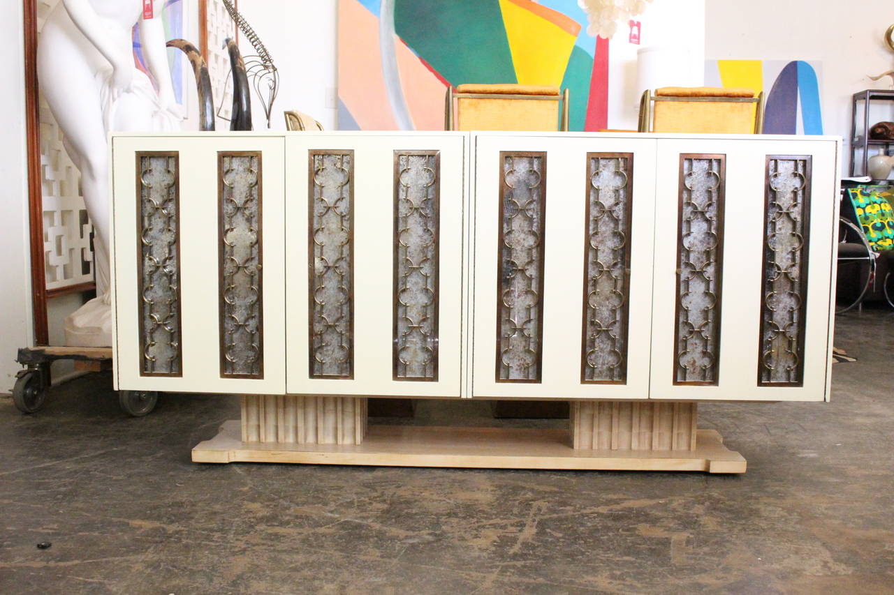 American Lacquered Credenza by Renzo Rutili for Johnson