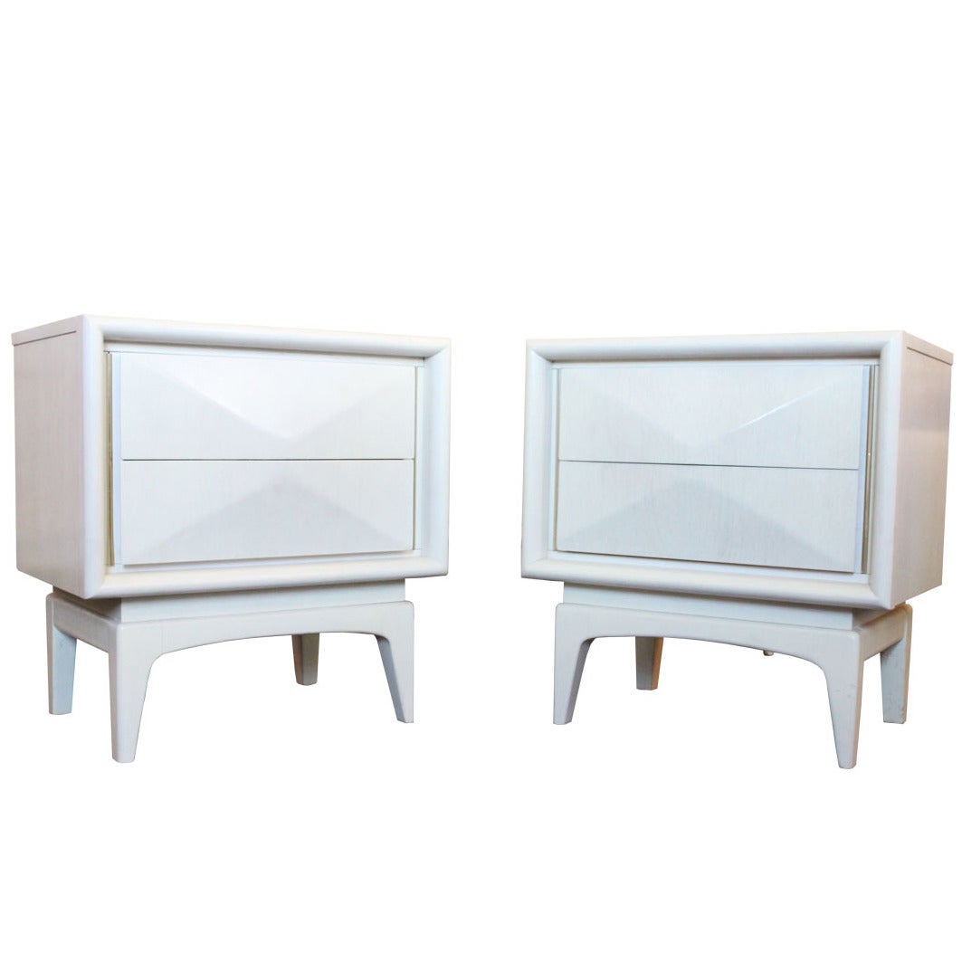 Pair of Diamond Front Nightstands by United Furniture