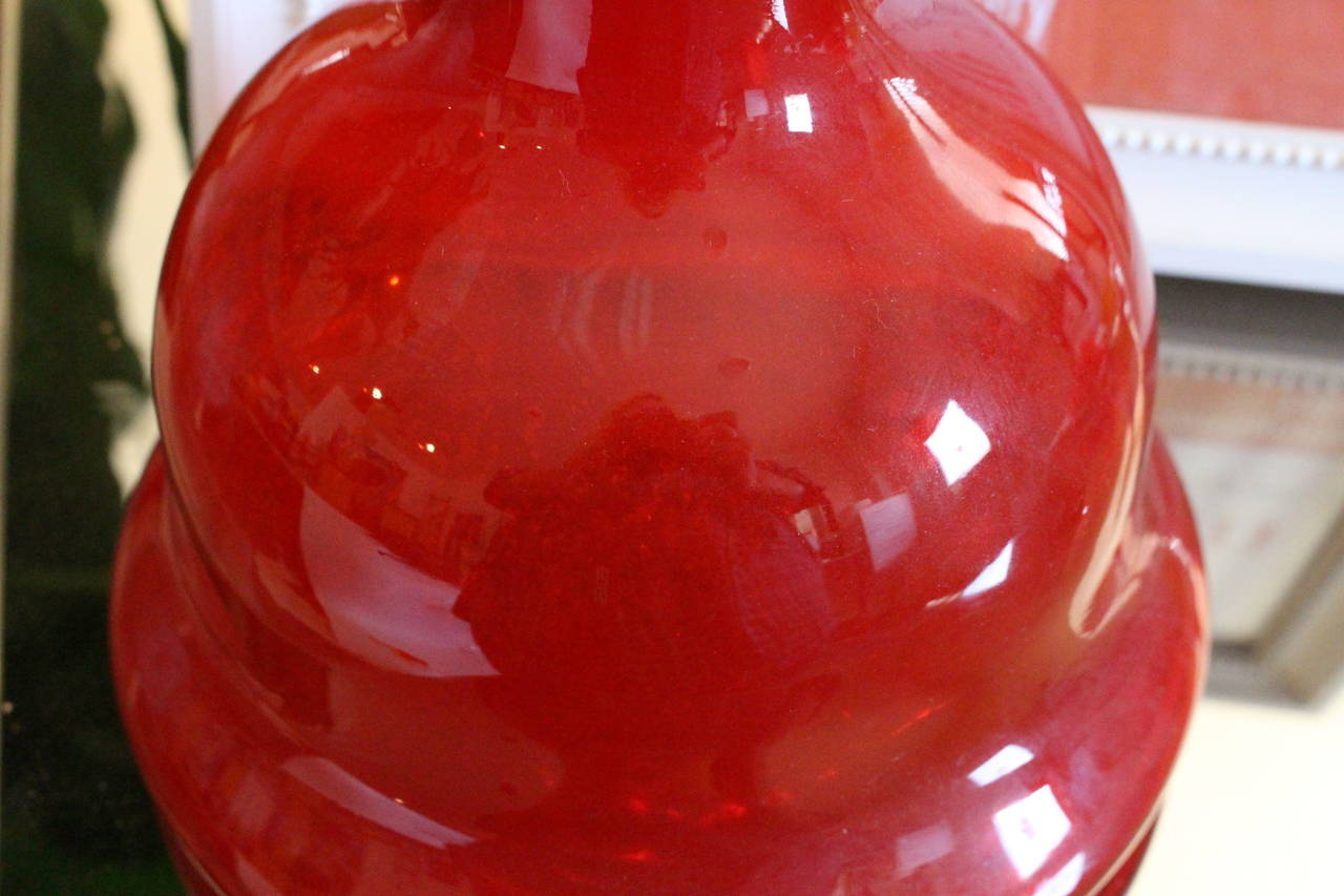 1960s Red-Orange Glass Decanter by Wayne Husted for Blenko In Good Condition In Dallas, TX