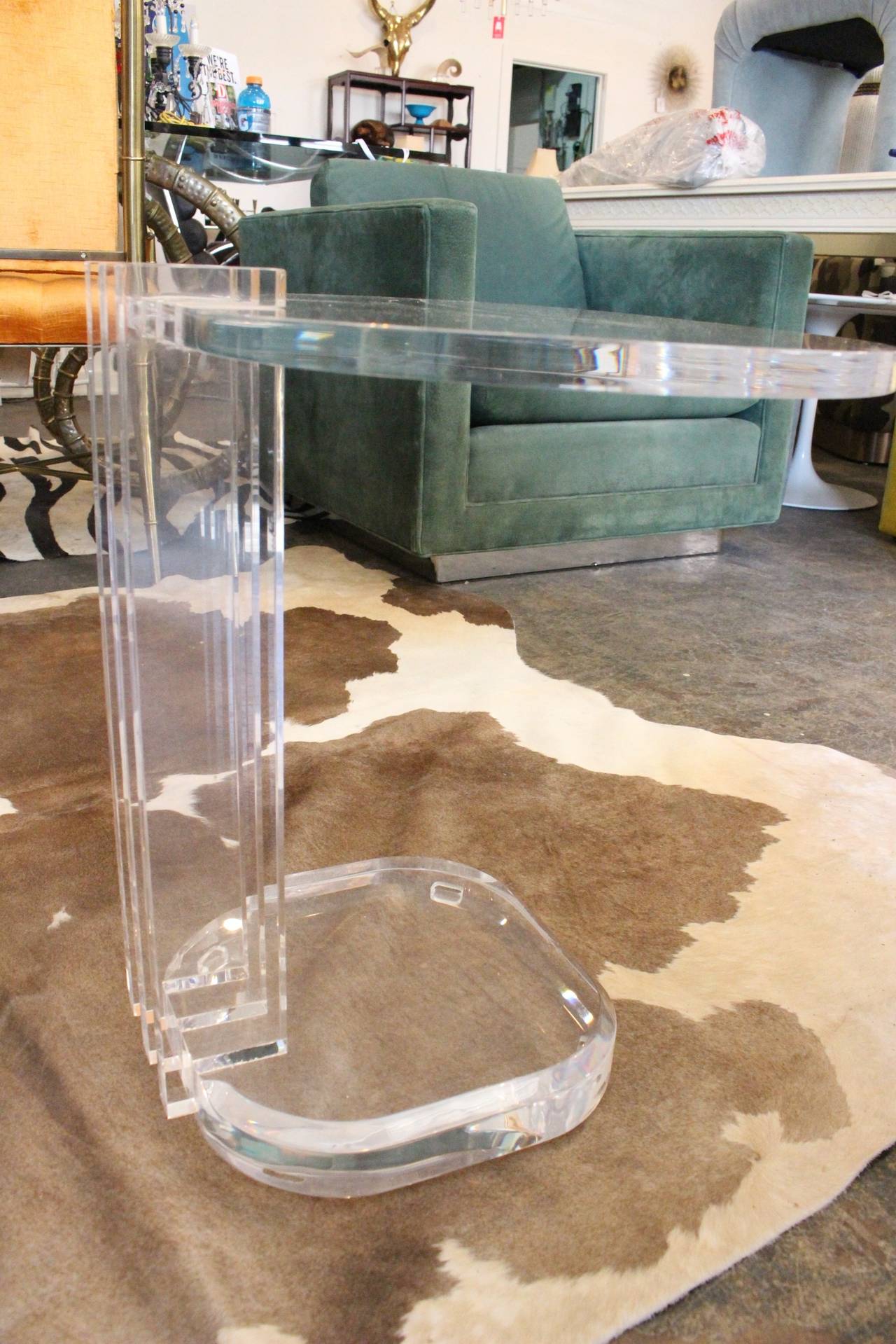 20th Century Pair of Lucite Side Tables