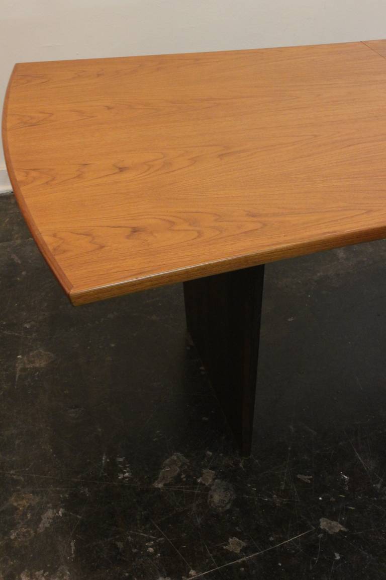 Harvey Probber Bow Tie Dining Table 2