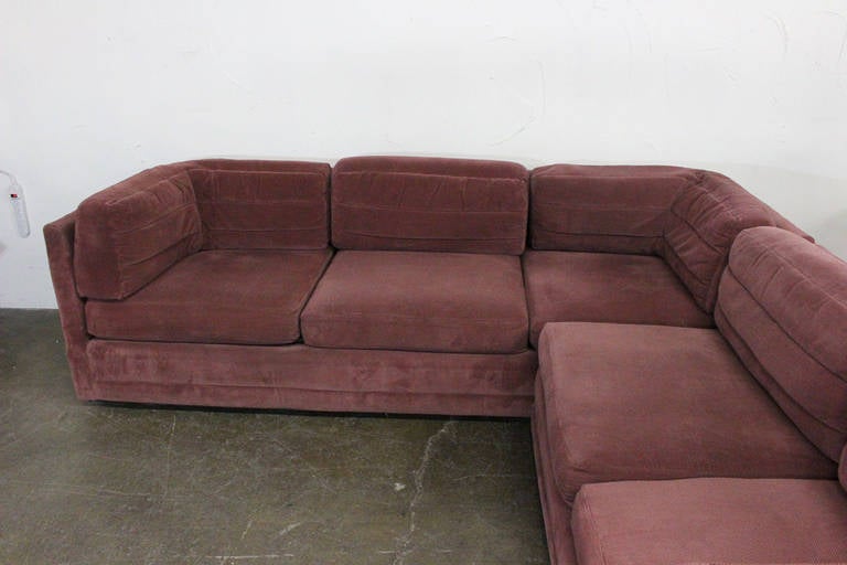 American L-Shaped Sectional Sofa in the Style of Milo Baughman