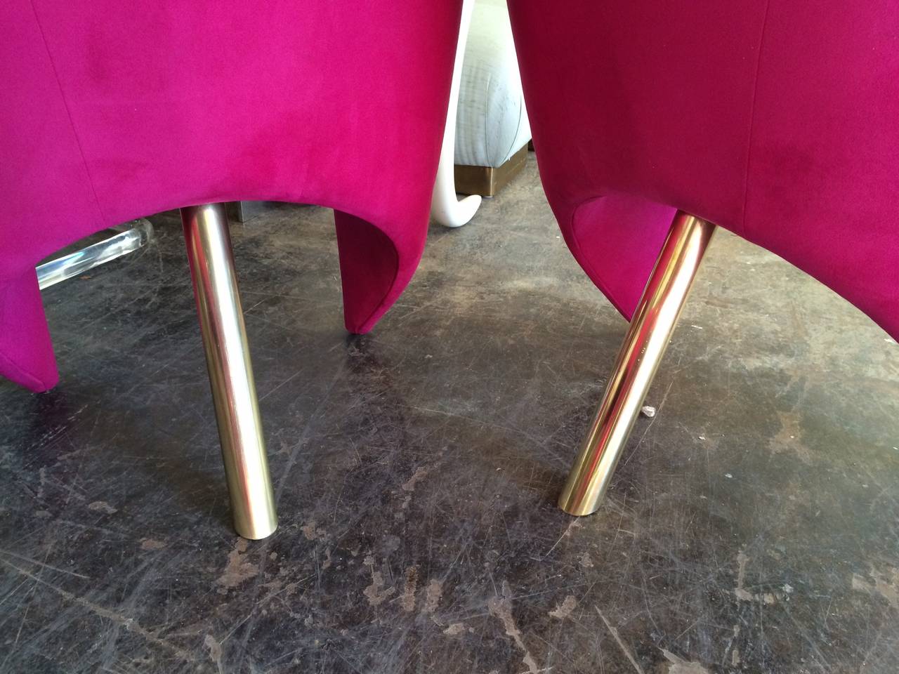Pair Three-Legged Pink Chairs in the Style of Kelly Wearstler 1