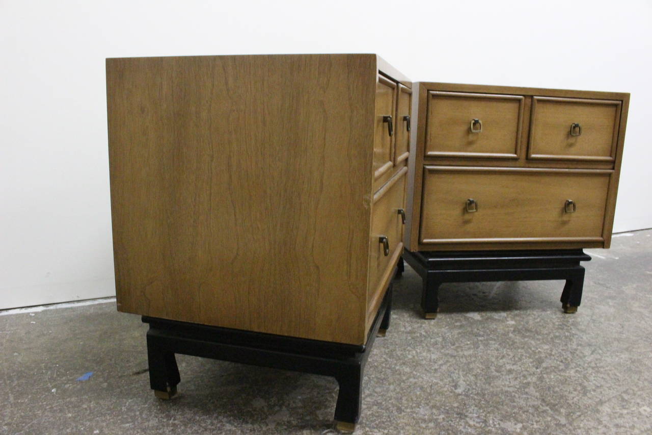 Pair of Petite American of Martinsville Nightstands In Good Condition In Dallas, TX
