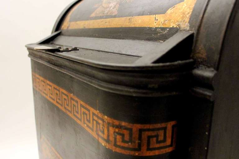 A Pair of Late 19th Century Tea Canisters For Sale 5