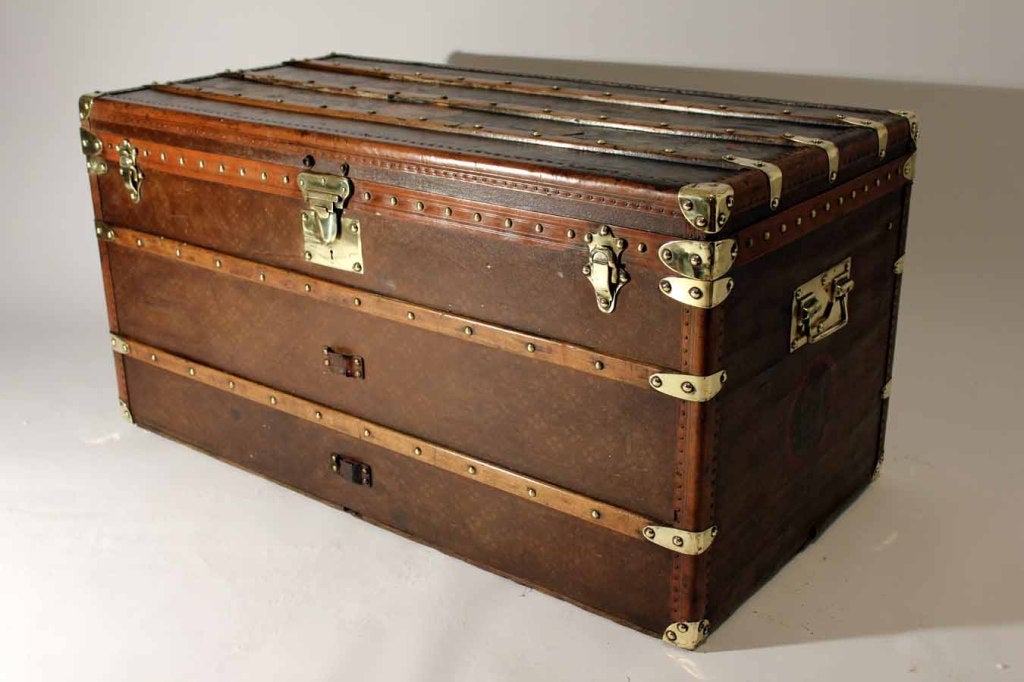 Early 20th Century French Travelling Trunk 7