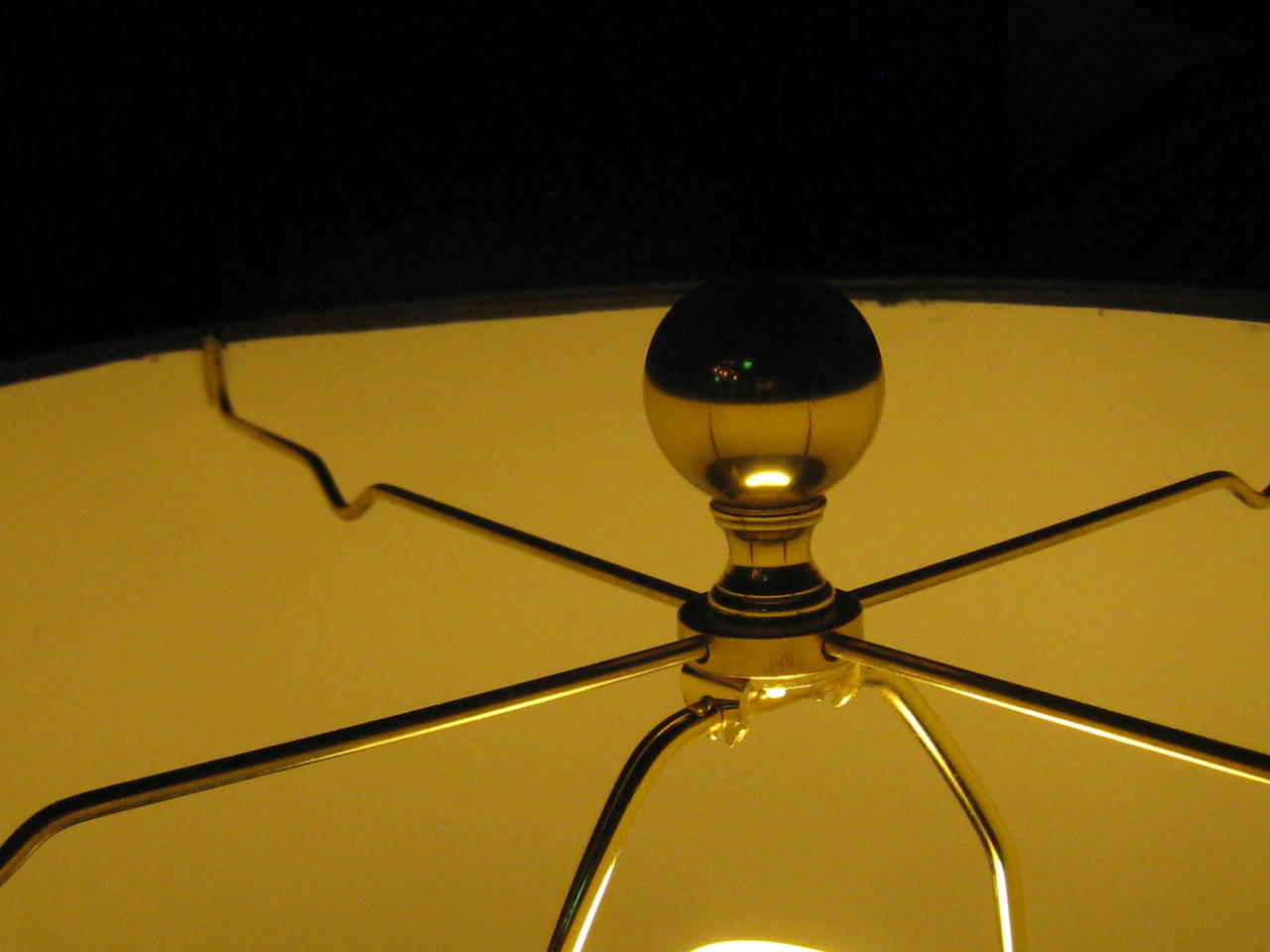 Piero Fornasetti Style Italian Mid-20th Century Ceramic Lamp 1