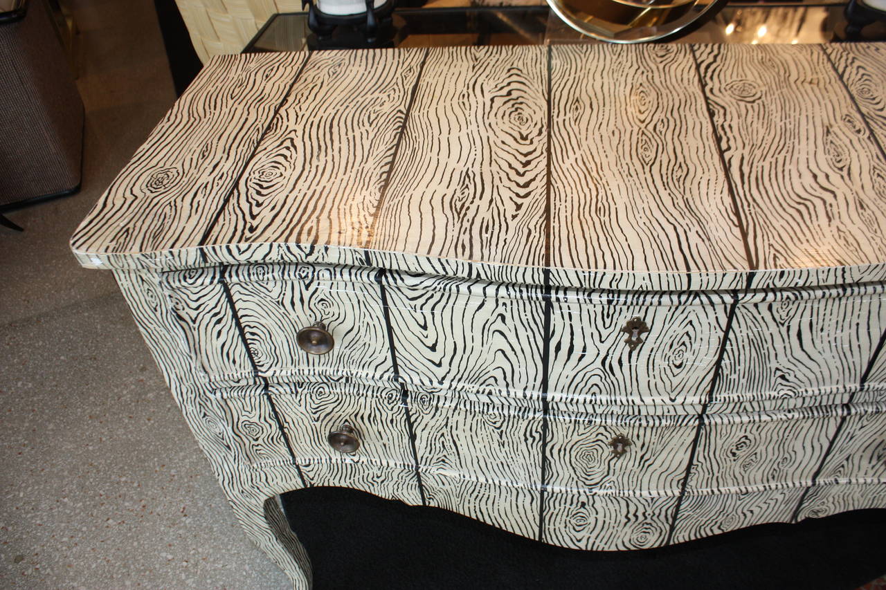 1940s Painted Chest, Wood Grain Pattern at 1stdibs