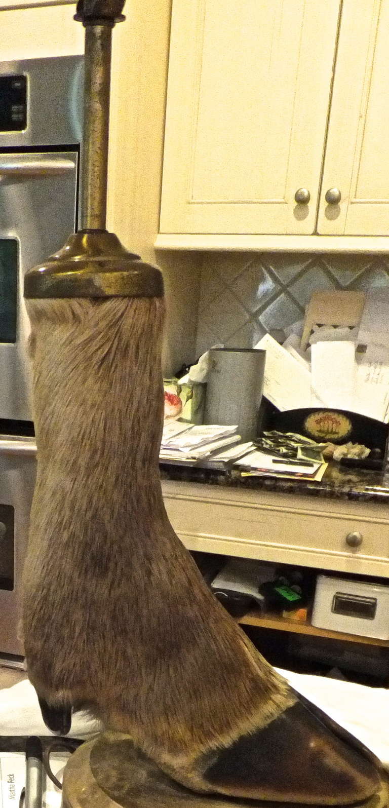Elk Hoof Table Lamp