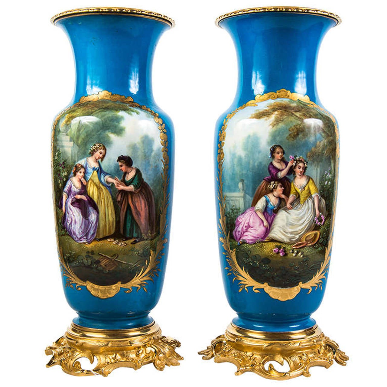 Gorgeous Pair of Porcelain Vases For Sale
