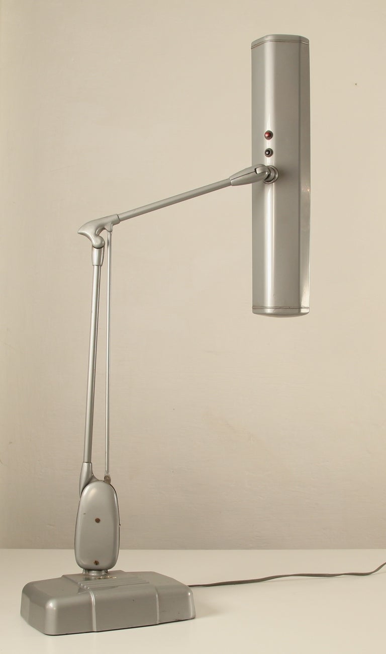 American Old industrial metal table/desk lamp