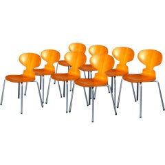 Set of 8 matching Arne Jacobsen 3101 'Ant' chairs