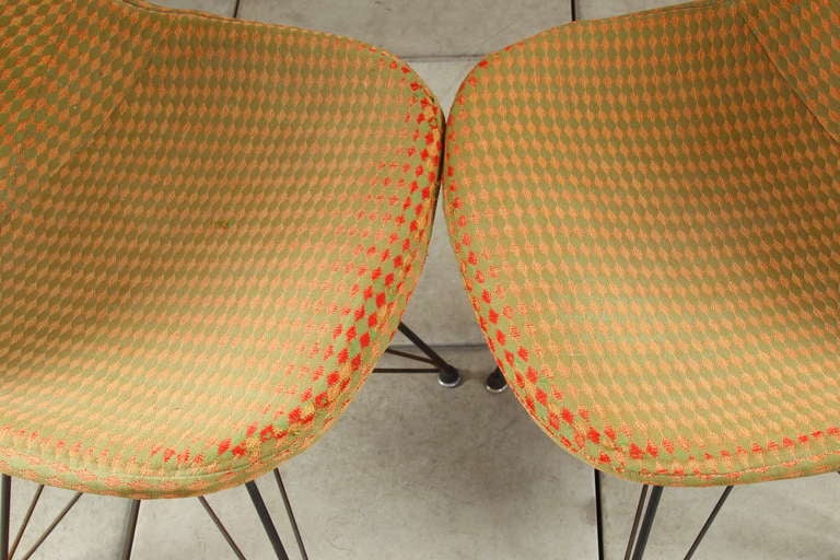 Early Eames DKR wire chairs with 'Girard' fabric 3