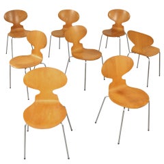 Set of 8 matching Arne Jacobsen 3101 'Ant' chairs
