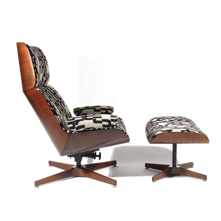 Mid-Century Modern George Mulhauser Mr. Chair and Ottoman, 1960 For Sale