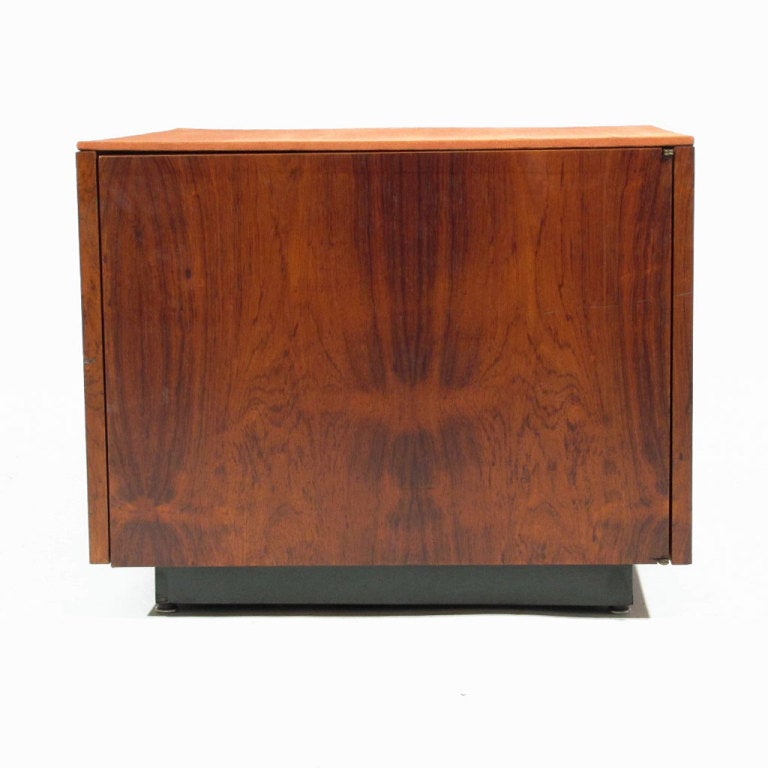 Danish Rosewood Cube Table In Excellent Condition In Baltimore, MD