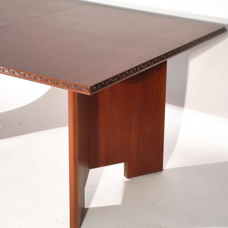 Frank Lloyd Wright Mahogany Dining Table In Excellent Condition For Sale In Baltimore, MD